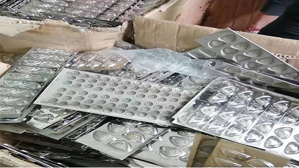 年關在即，午夜视频在线免费观看金屬處理深圳商標鎳回收貨品一批
