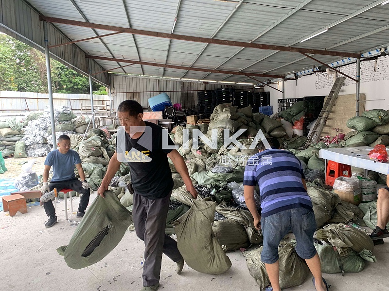 午夜成人无码正負極片回收